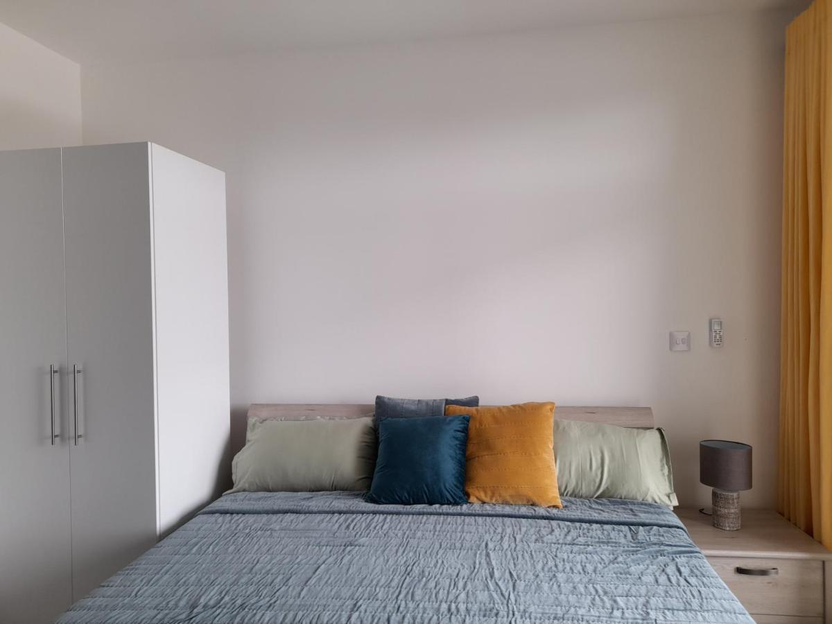 Embassy Gardens Studio Akra Dış mekan fotoğraf