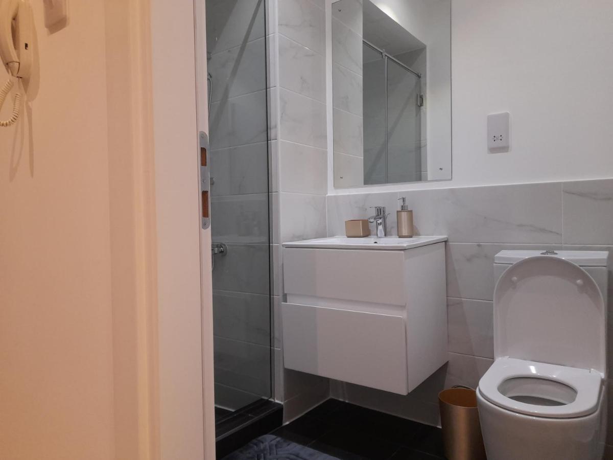 Embassy Gardens Studio Akra Dış mekan fotoğraf