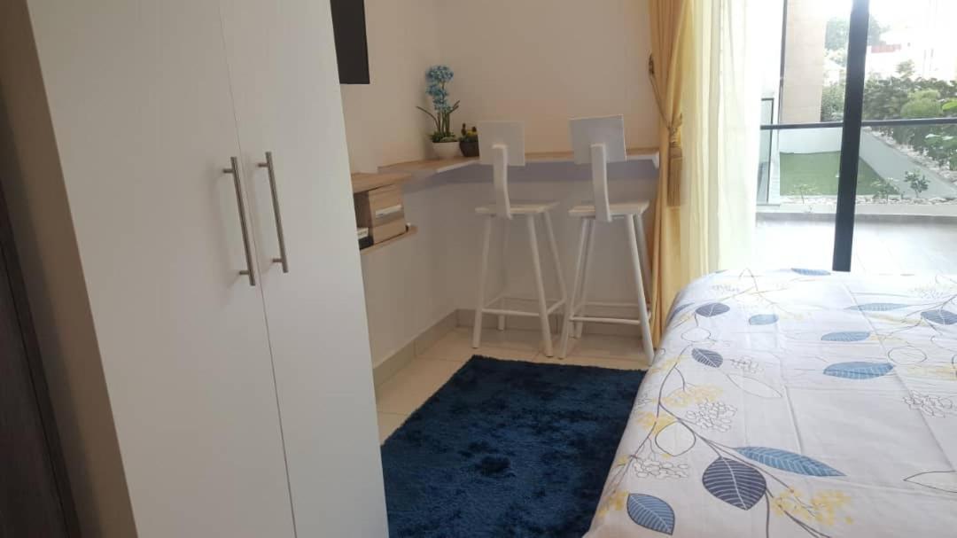 Embassy Gardens Studio Akra Dış mekan fotoğraf