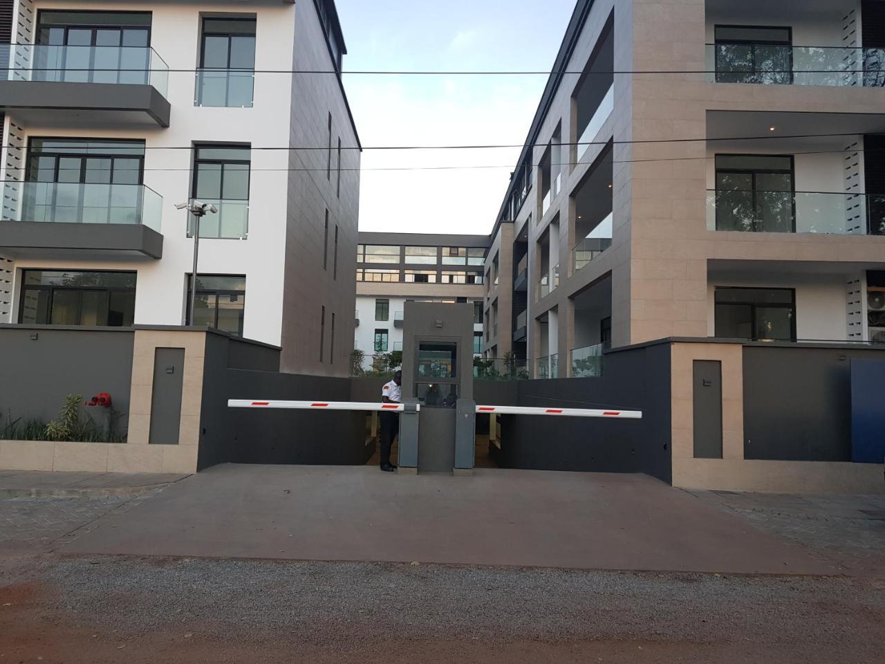 Embassy Gardens Studio Akra Dış mekan fotoğraf